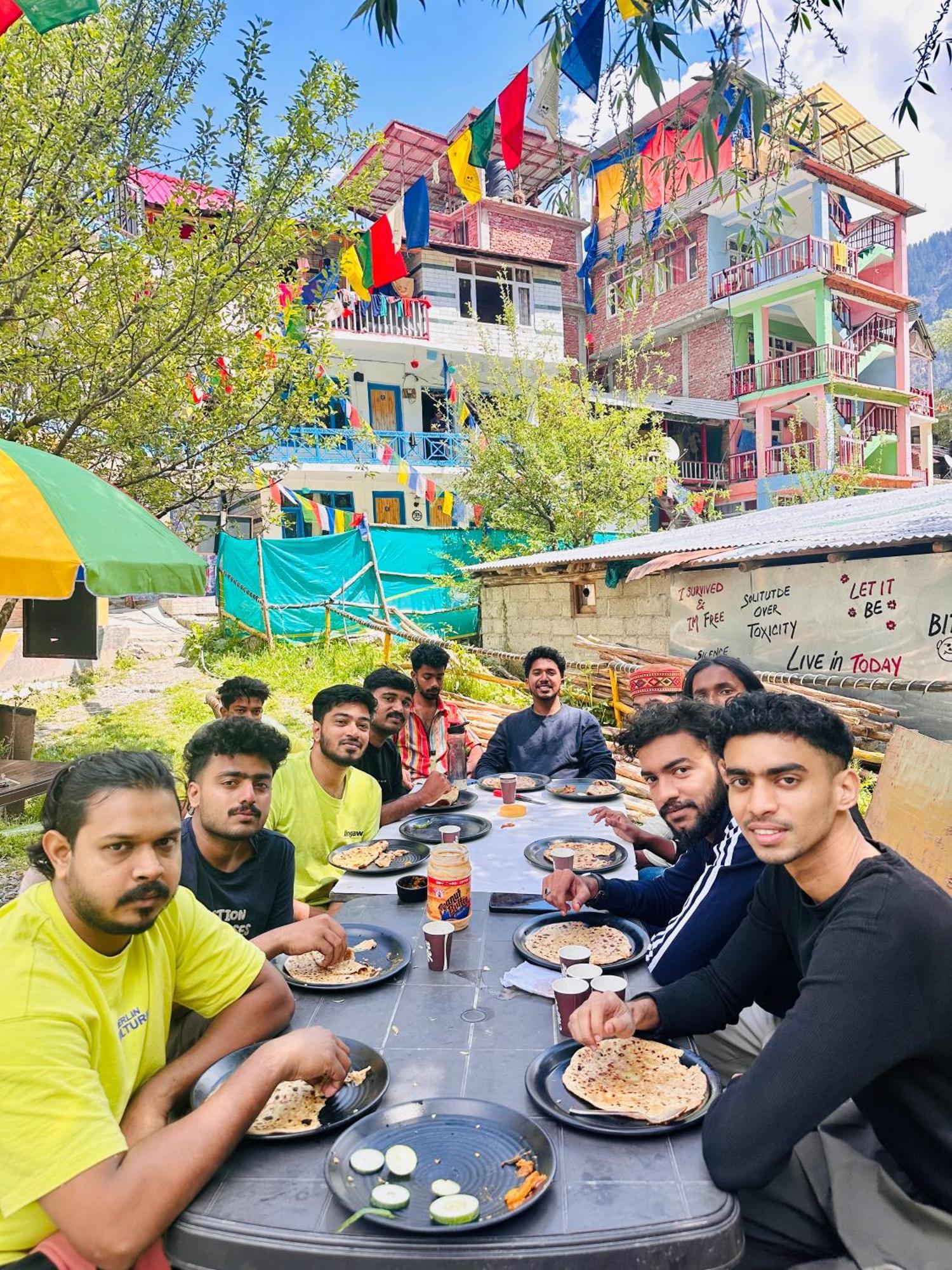 Hostel 360 Degree Manali  Ngoại thất bức ảnh